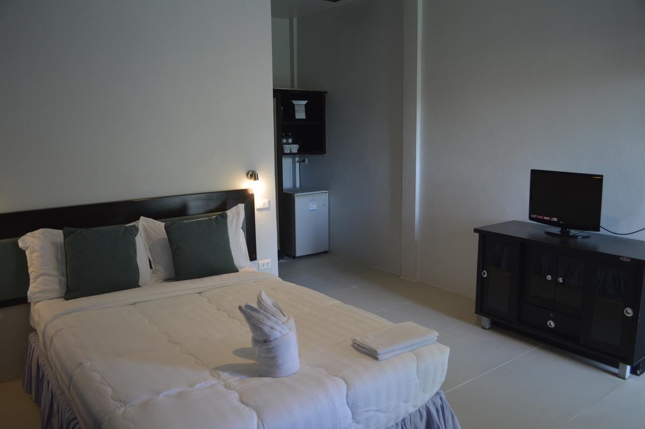 Kata On Sea By Bgb Villas Karon Exterior foto